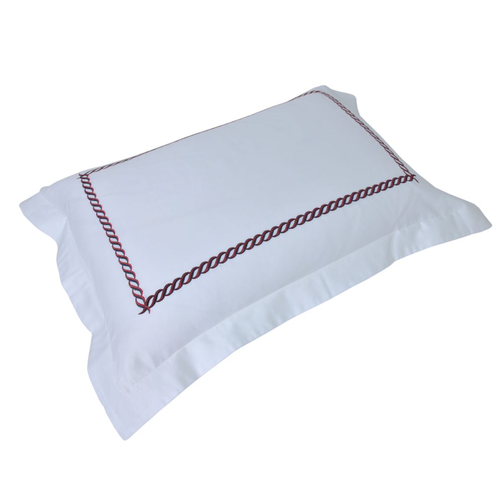 Постельное белье 2 спальное евро Casual Avenue Messina белое с темно-синим и красным наволочка вид