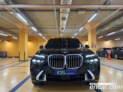 BMW X7 (G07) xDrive 40i Design Pure Excellence 6-и местный (12.2022)