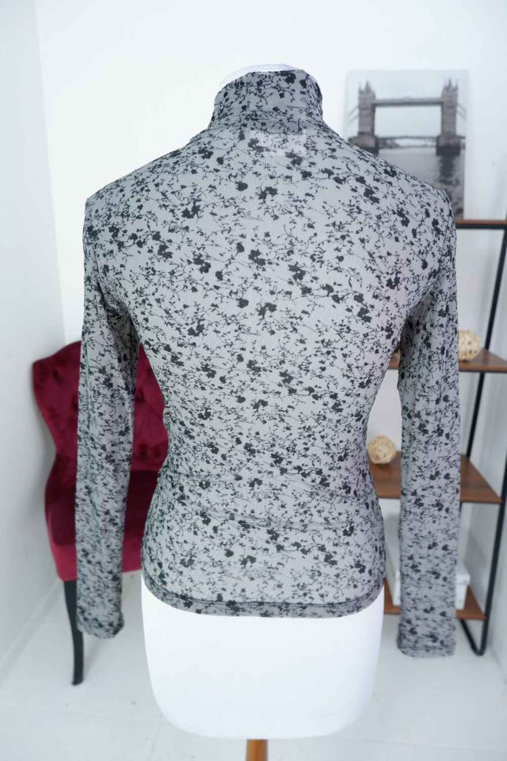 Блузка с горлом повседневная 40-42 размер