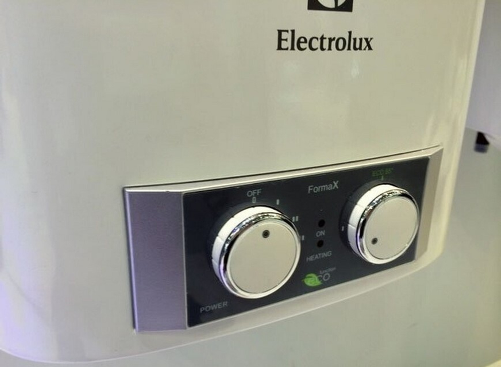 Накопительный водонагреватель Electrolux EWH 50 Formax