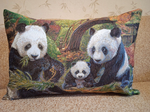 Декоративная гобеленовая наволочка для интерьерной подушки Панды 68х47