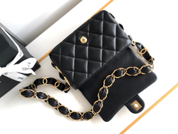 Chanel Bag 19 cm