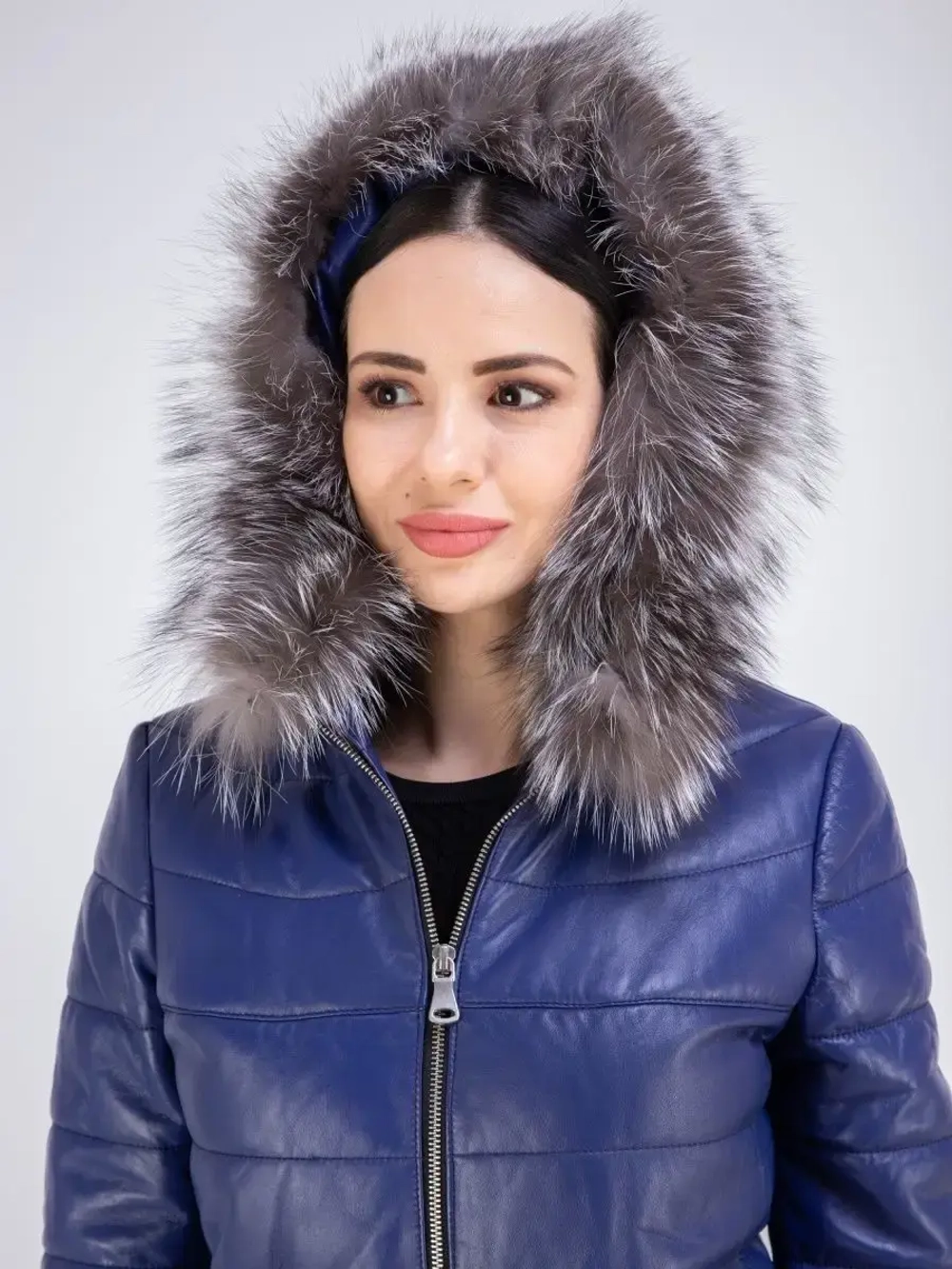 Куртка женская из натуральной кожи с капюшоном Турция