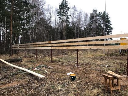 В «Усадьбе Романово» началось строительство ограждения