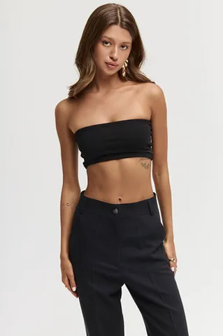 Топ-бандо черного цвета