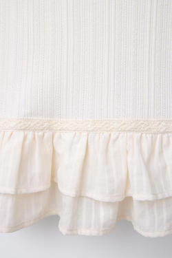 ZARA ФУТБОЛКА С КОНТРАСТНОЙ КРУЖЕВНОЙ ОТДЕЛКОЙ, ЭКРЮ