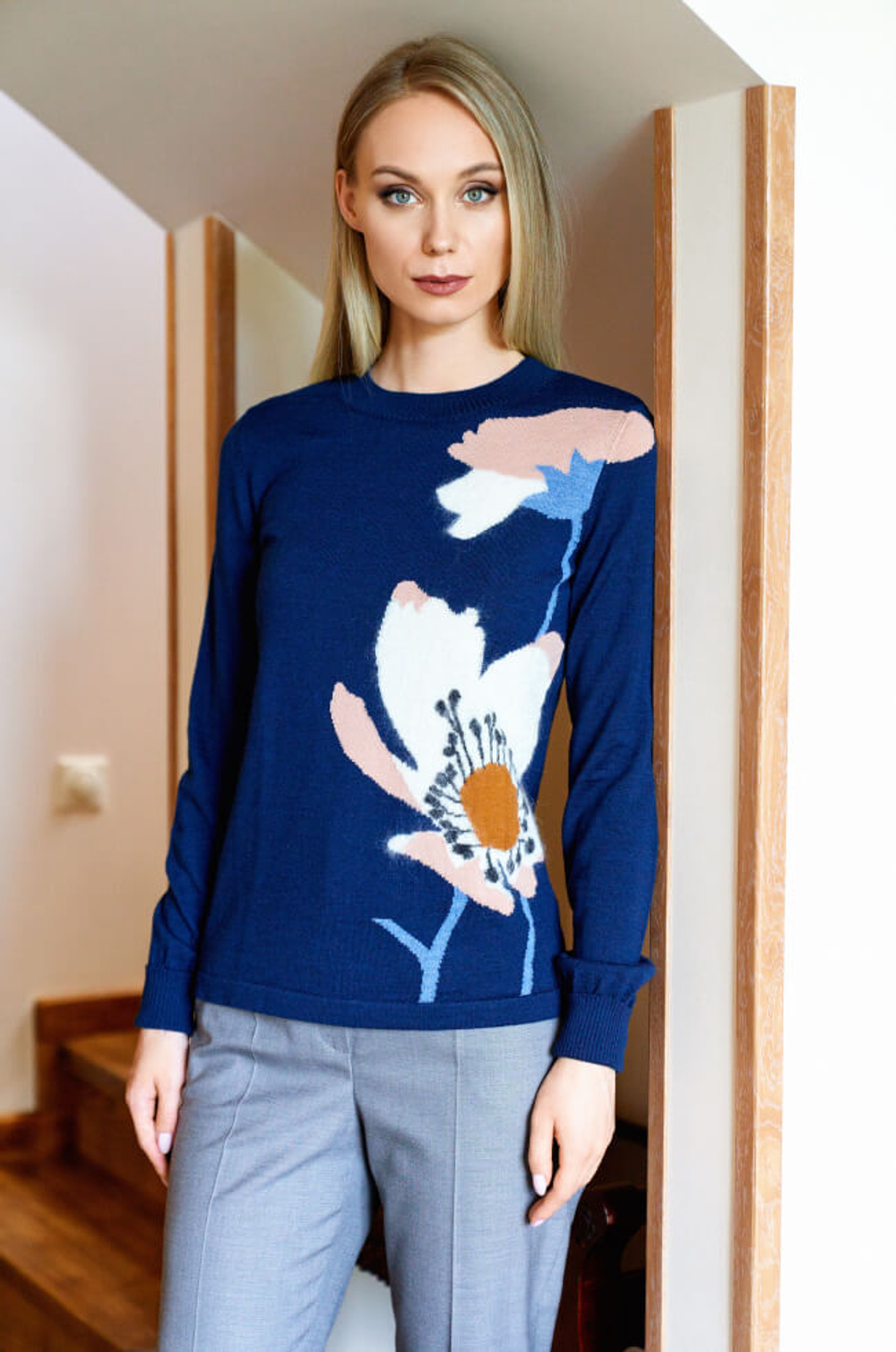 22212 Джемпер женский (т.синий жаккард)