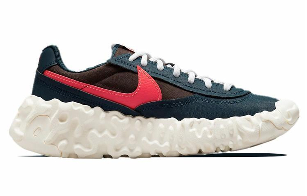 Кроссовки Nike Overbreak