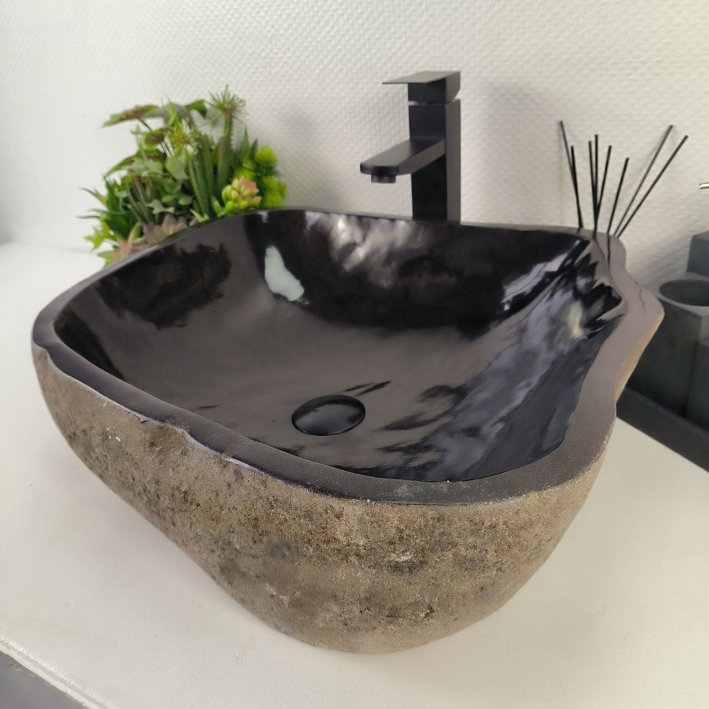 Раковина из речного камня RS-64906 51*45*15 0857