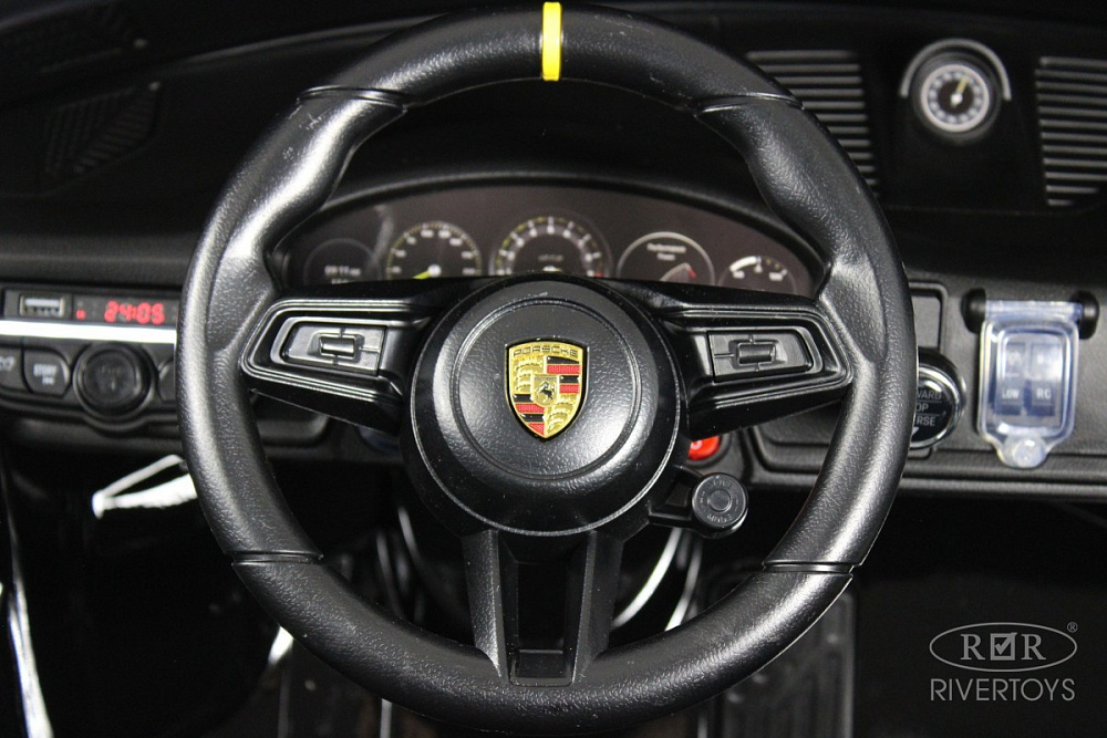 Детский электромобиль RiverToys Porsche 911 GT3 Y911YY Y911YY-BLACK-GLANEC/черный глянец