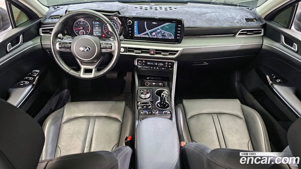 Kia K5 (Optima) 3 Generation 2.0 (09.2020)