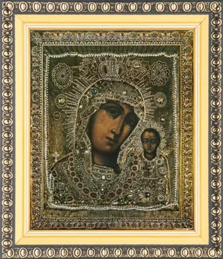 Икона БМ "Казанская в ризе" 10х12 в раме 13х15