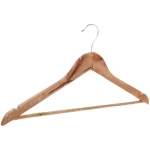 Плечики деревянные с выемками для бретелек «ТАРТИТАН», цвет натуральное дерево, 45см✦