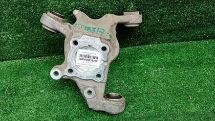 Кулак поворотный правый Mercedes CLA C117 (2013-2019)