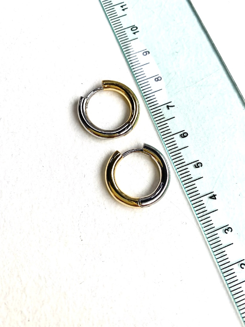 433 Швензы-Конго круглые 20*3,5мм, биколор, пара