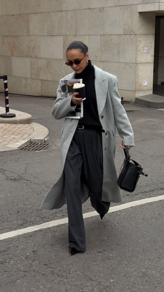 Пальто из смесовой шерсти однобортное серое