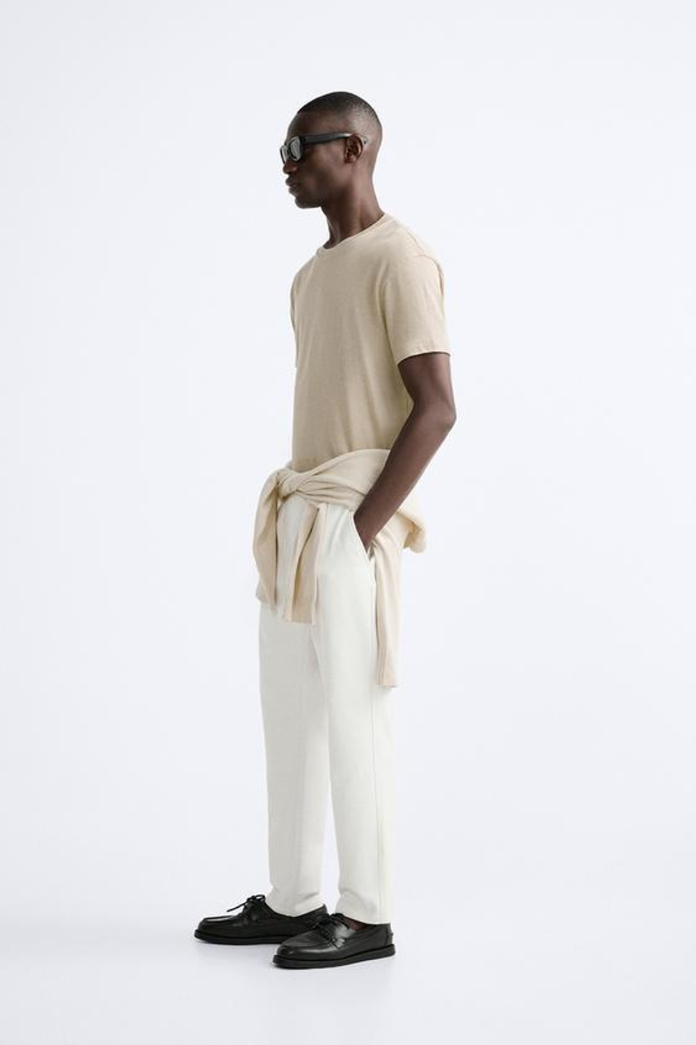 ZARA БРЮКИ-ДЖОГГЕРЫ КОМФОРТНОЙ ПОСАДКИ, ЖЕЛТОВАТО-БЕЛЫЙ