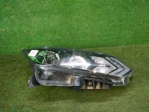 Фара правая Nissan Qashqai 2 j11 (17-23) галоген