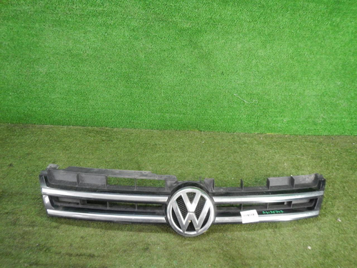 Решетка радиатора VW Touareg 2 NF (2010-2014)