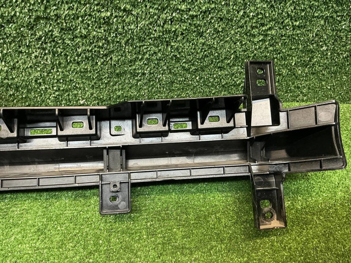 Накладка решетки радиатора Haval H3 (2024-н.в.)