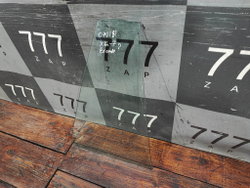 Стекло двери задней правой Suzuki Grand Vitara 2 (JT) 05-15 Б/У Оригинал 8455165J00