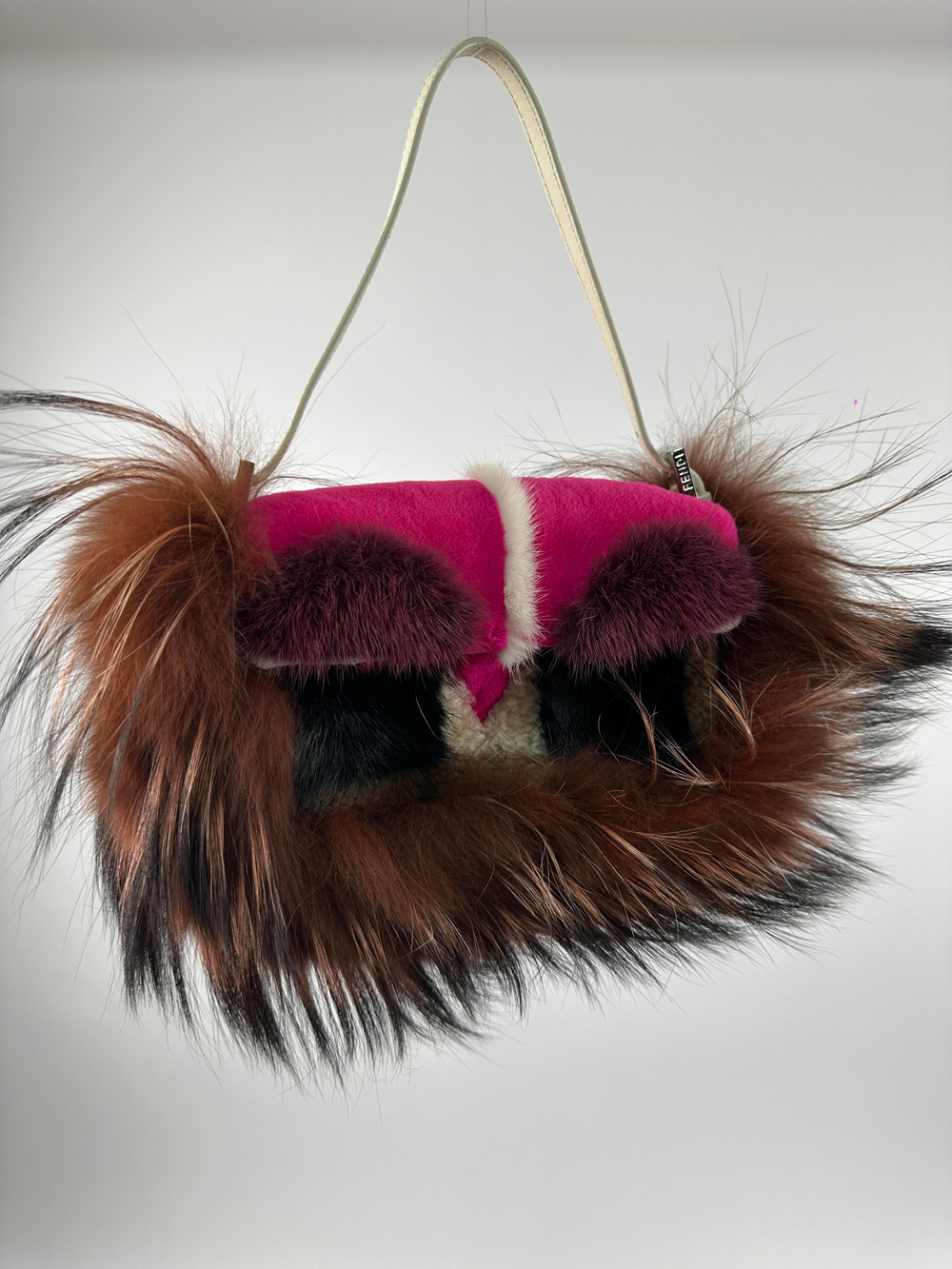 Сумка Fendi Monster Baguette