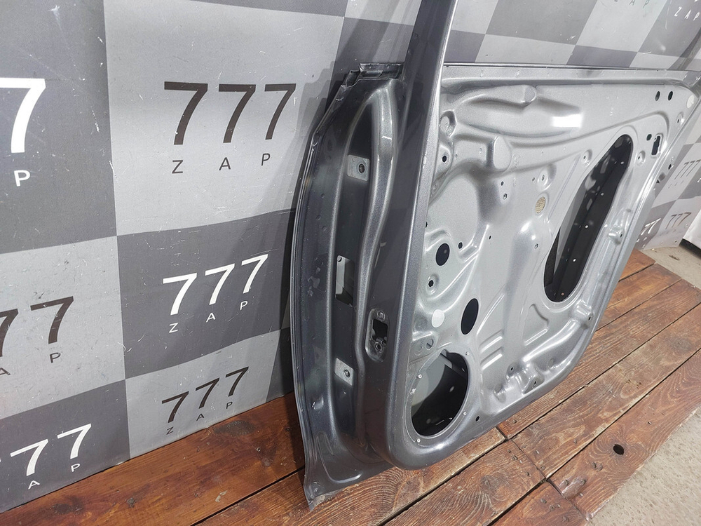 Дверь задняя правая Polo 6 / Rapid 1-2  Б/У Оригинал 60U833312