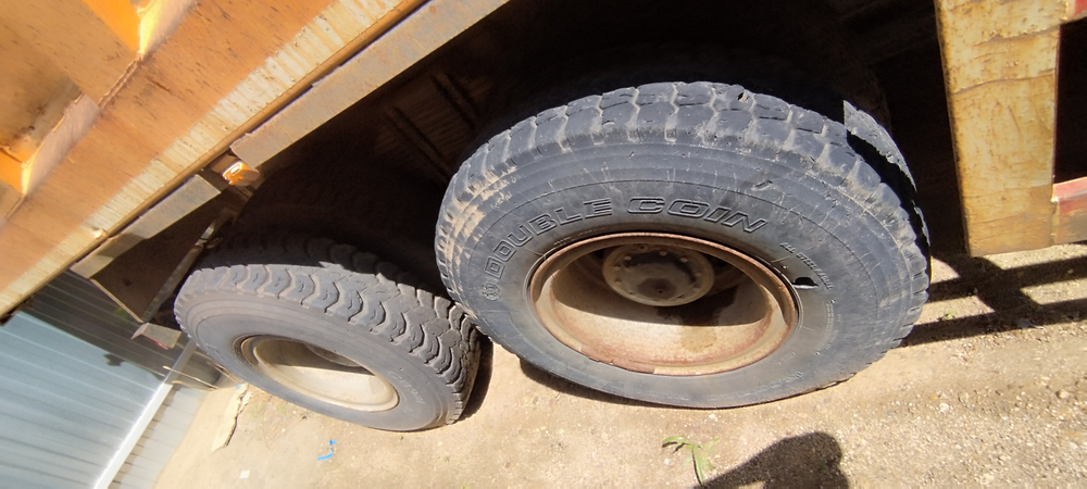Shacman (Shaanxi) SX* 8x4 Самосвал SX3318DT366 (Дизельный, 11,6 л, 369 л.с., МТ)