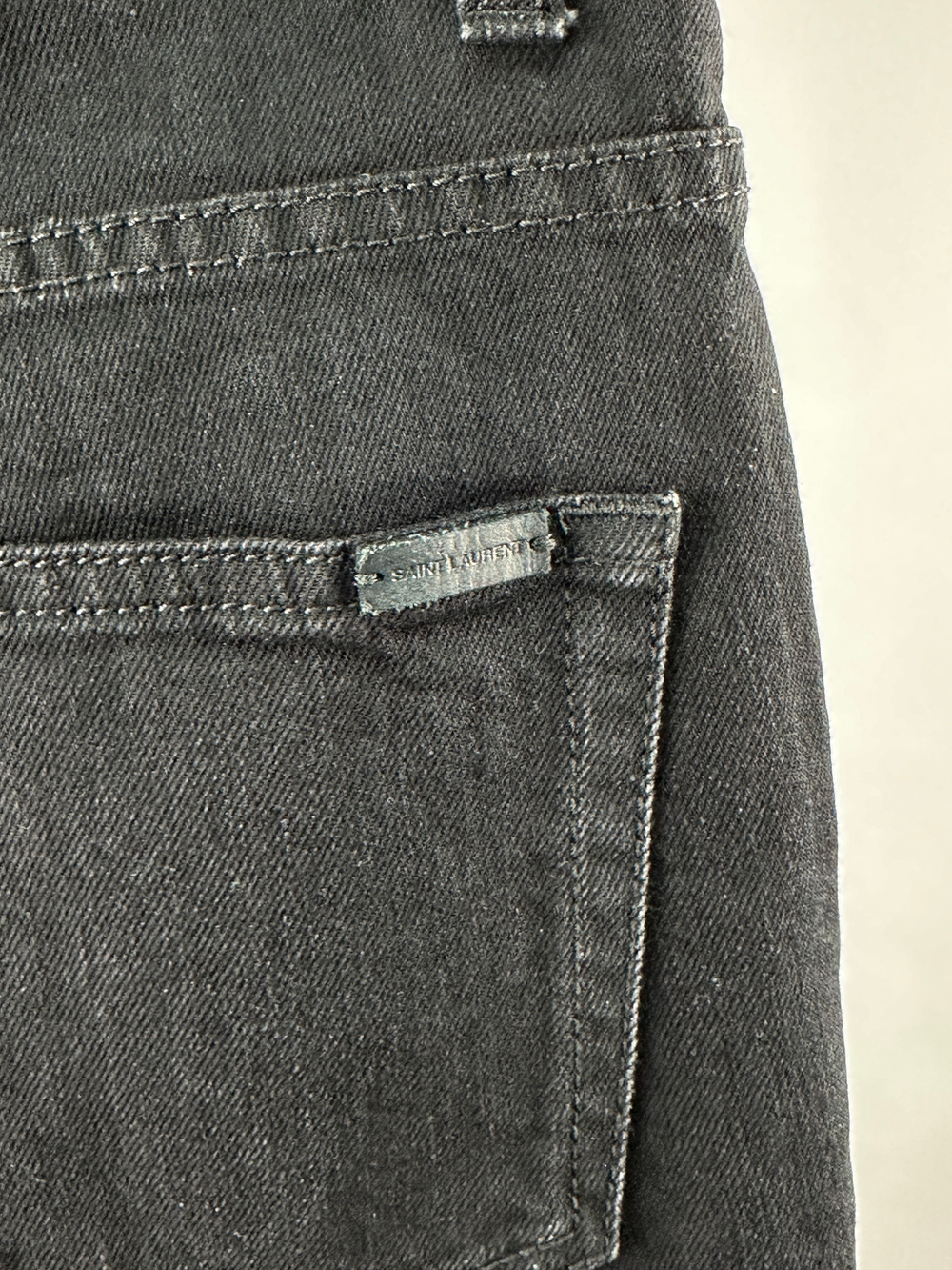 Джинсы Saint Laurent