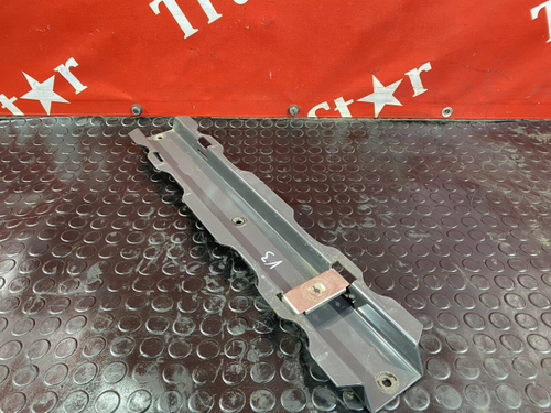 Кронштейн ящика АКБ