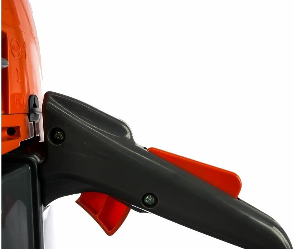 Бензиновая пила Oleo-Mac GS 650-18 4.7 л.с