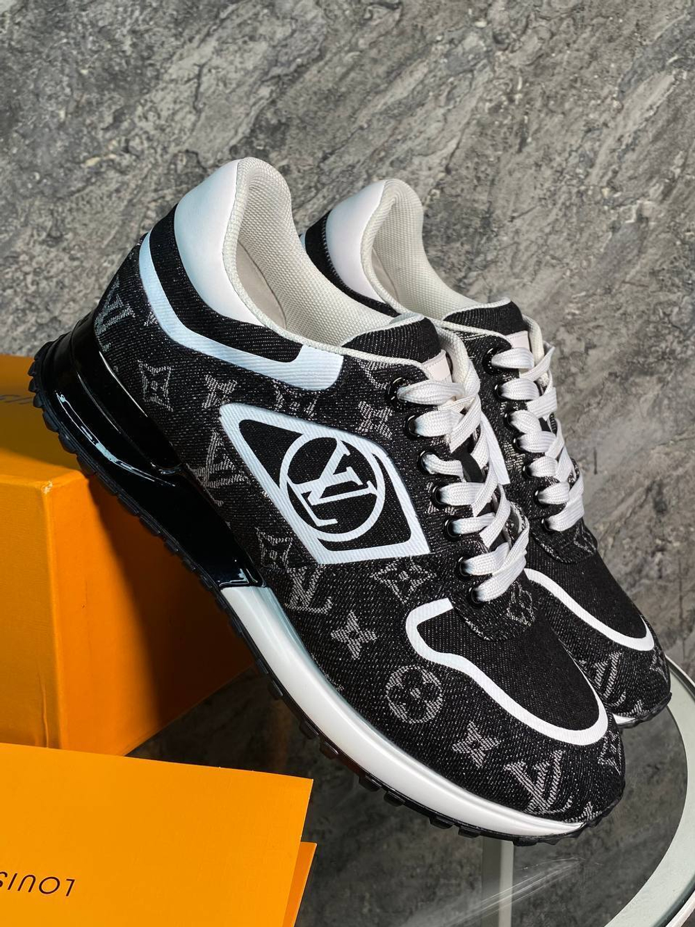 Кроссовки Louis Vuitton