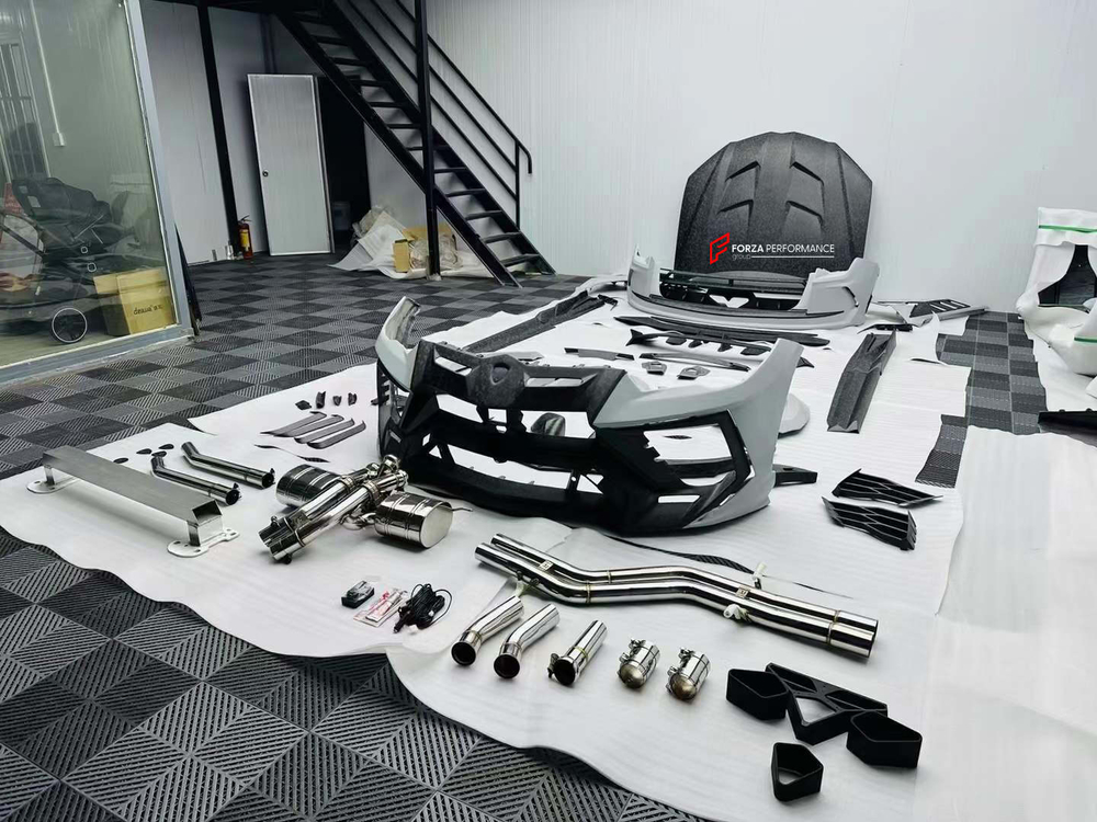 Обвес переделка для Lamborghini Urus 2018 в Urus S Performante Ламборгини Урус