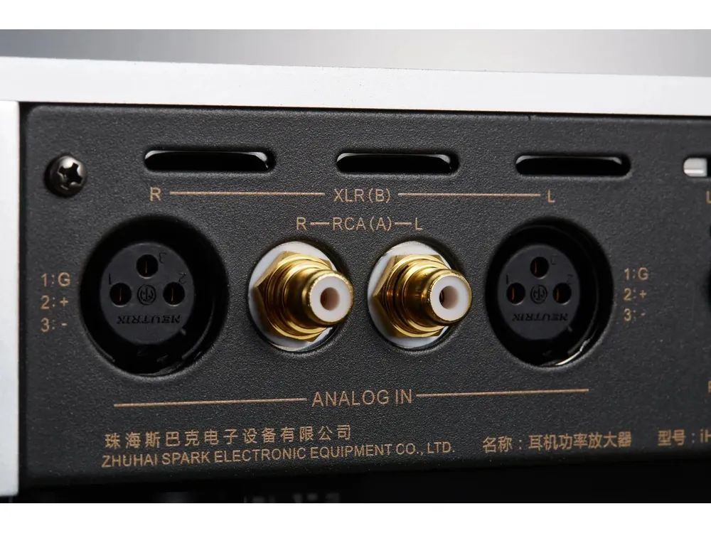 Усилитель для наушников Cayin iHA-8 Black