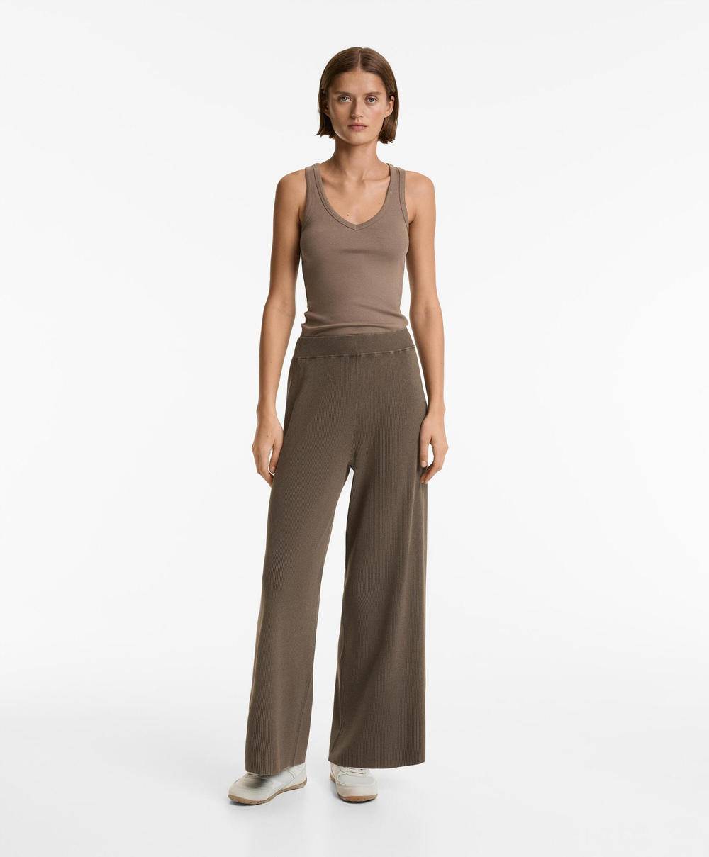 OYSHO Брюки из рубчатого трикотажа, темно-коричневый