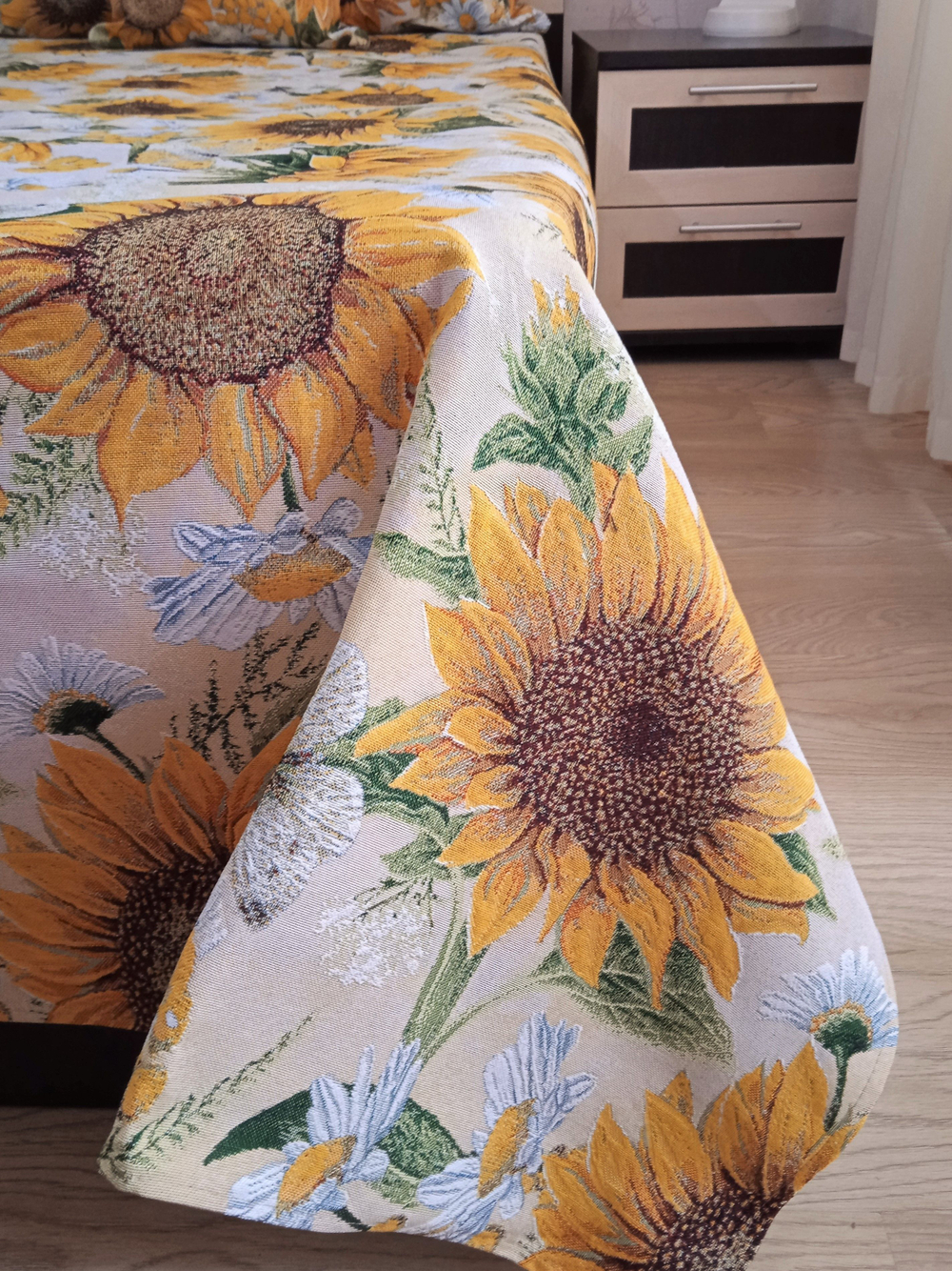 Покрывало гобеленовое Подсолнухи 2-спальный (180х200)