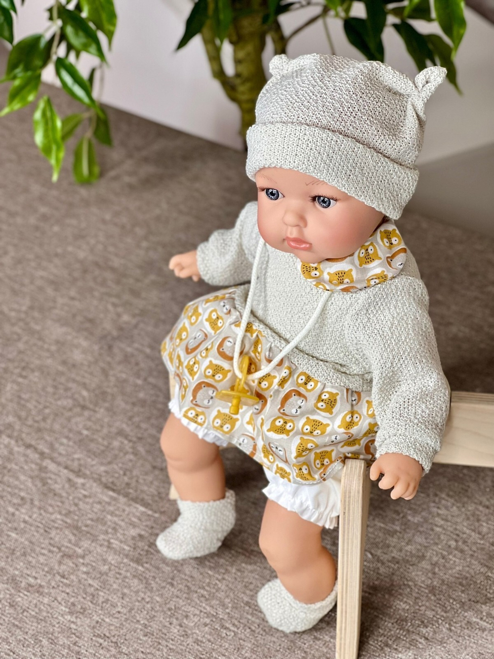 Кукла Nines 40см Tita мягконабивная (5210K)
