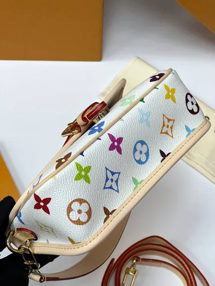 Сумка Louis Vuitton nano Diane