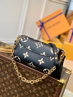 Louis Vuitton Favorite