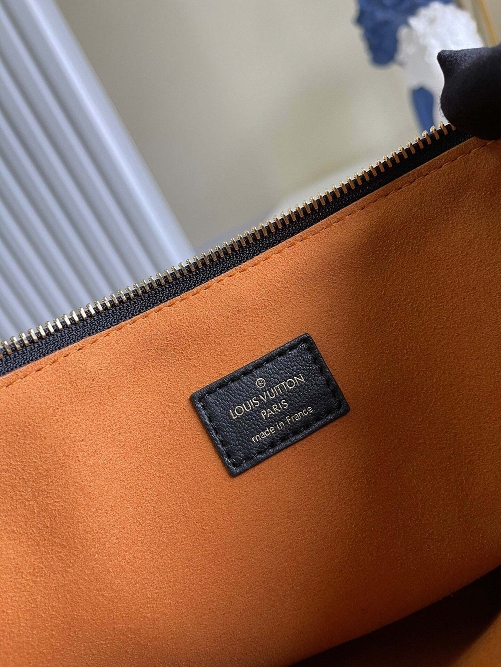 Louis Vuitton Coussin MM