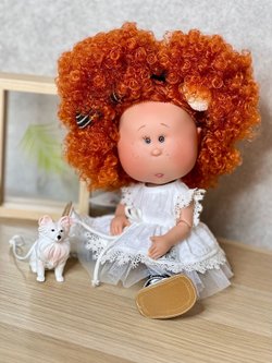 Кукла Nines виниловая 30см MIA CASE шарнирная (3503)