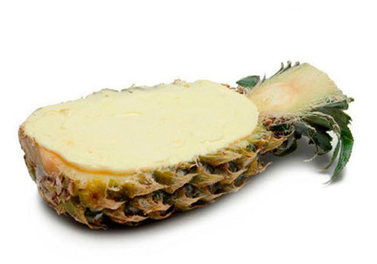 Мороженое натуральное в ананасе, 110г