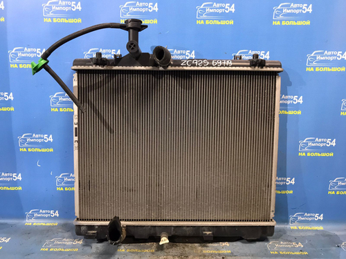 Радиатор двигателя SUZUKI SWIFT 2010-2013