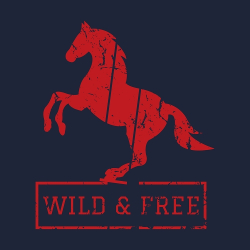 принт PewPewCat с лошадью Wild and free красный для темно-синей футболки