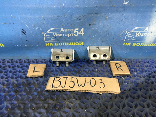 Петля багажника MAZDA FAMILIA 2001