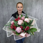 Зимний букет цветов «Пионовая зима»