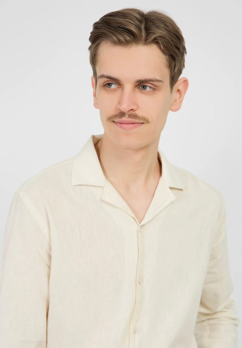 Мужская рубашка (бежевая) Л13