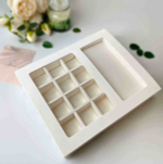 Коробка для 12 конфет и плитку шоколада, белый