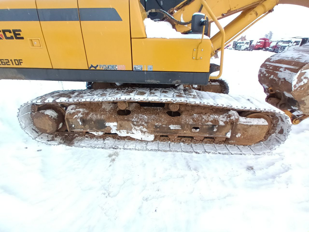 SDLG E6210 Экскаватор E6210F (Дизельный, 6,1 л, 167 л.с., АТ)