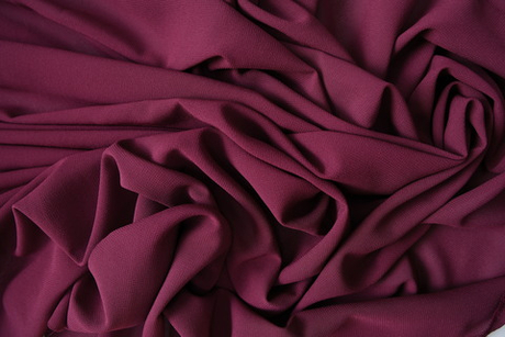 Креп плательный "Кубик" малиновый